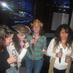 Sing it ladies!