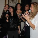 Sing it ladies!