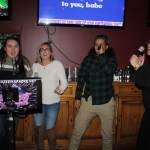 Sing it ladies!